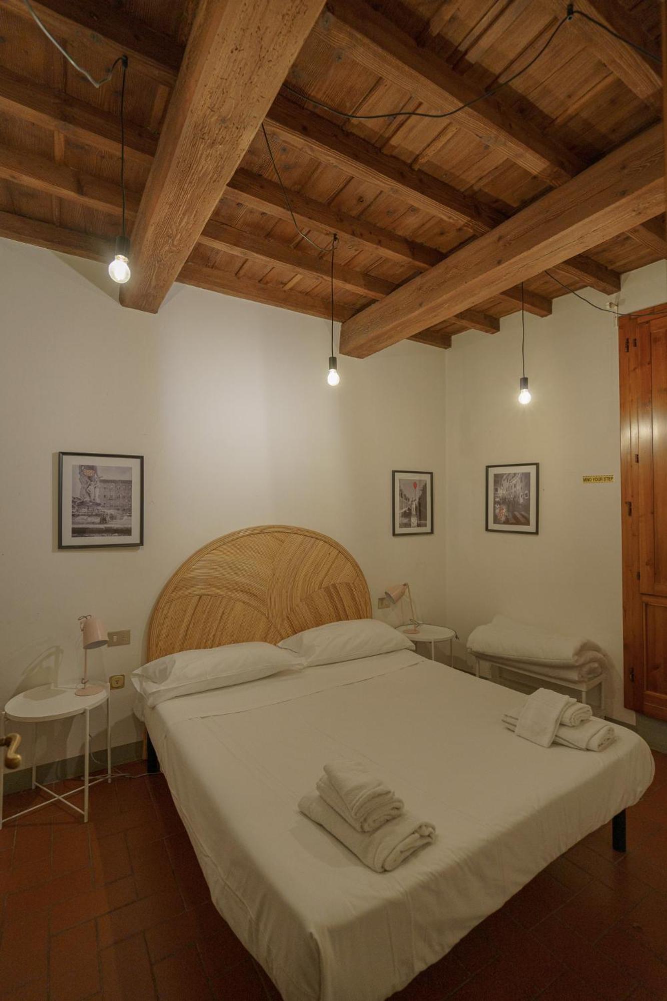 Traditional Florentine 1br Close To Piazza Santa Croce Florencia