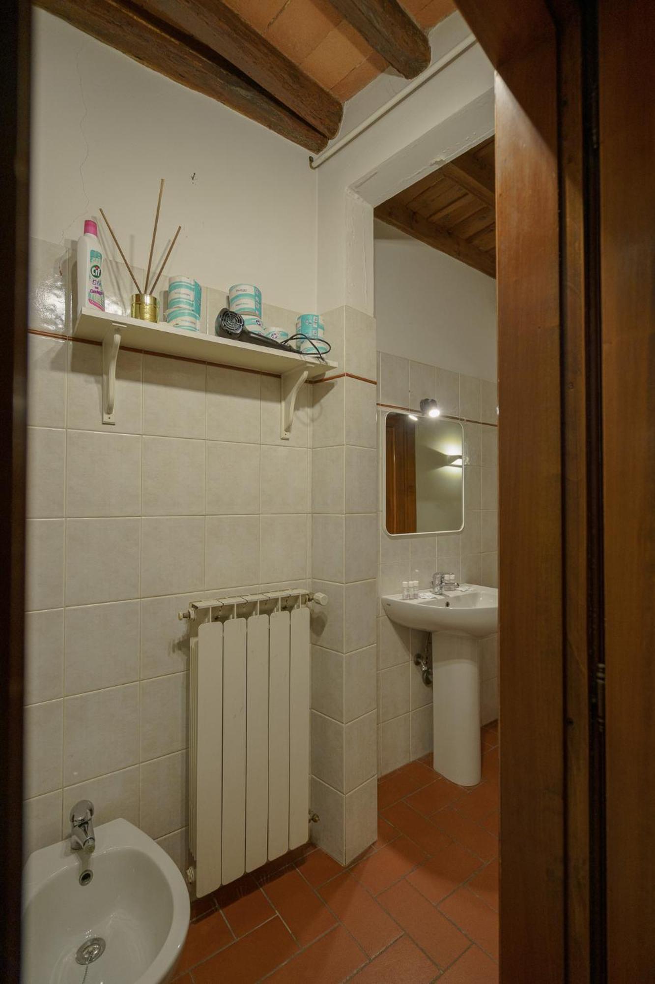 Traditional Florentine 1br Close To Piazza Santa Croce * Florencia